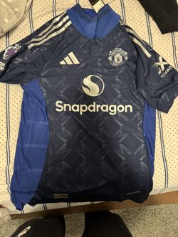 Man U Size L