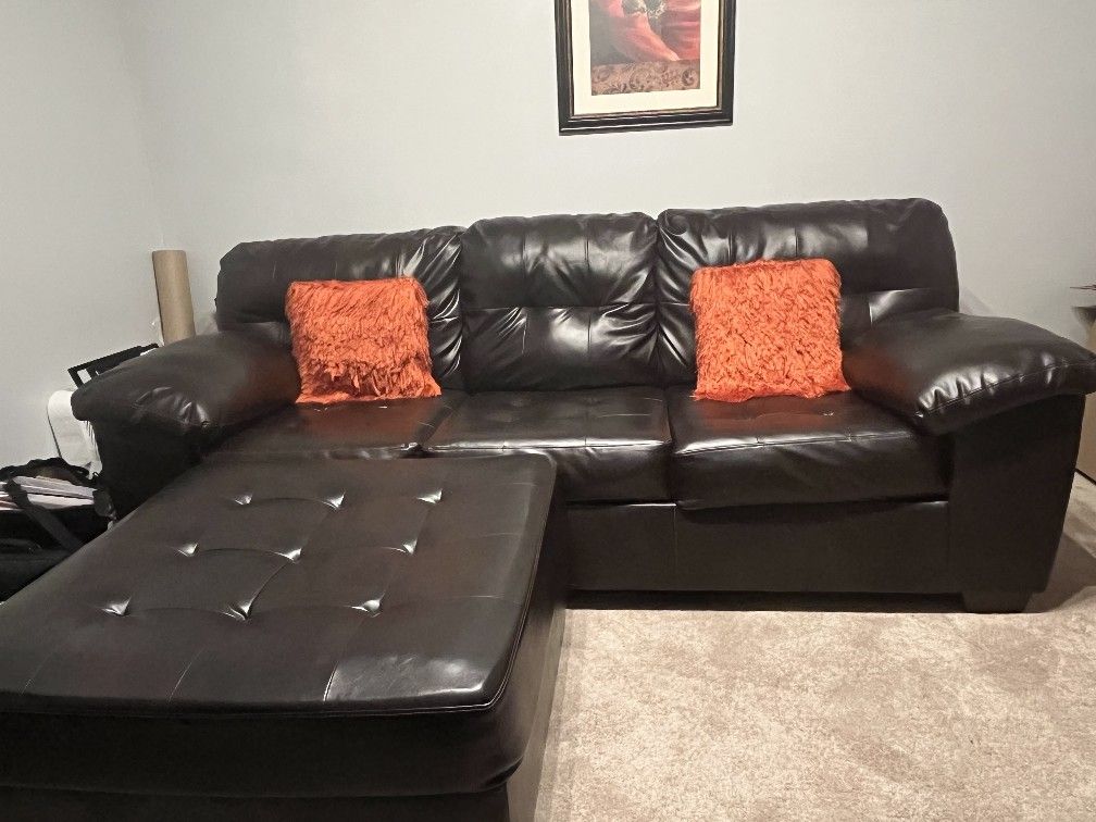 Sofa & Ottoman
