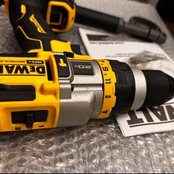 NEW DeWALT 20vMAX 1/2" Hammerdrill Drill Driver - FlexVolt Advantage Brushless 3-Speeds + Belt Clip (DCD999B)