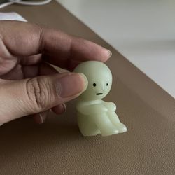 Smiski Series 1 - Smiski Holding Knees