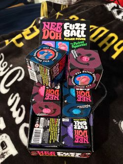 Nee Doh Fuzz Ball Flower Power – Lot of 6