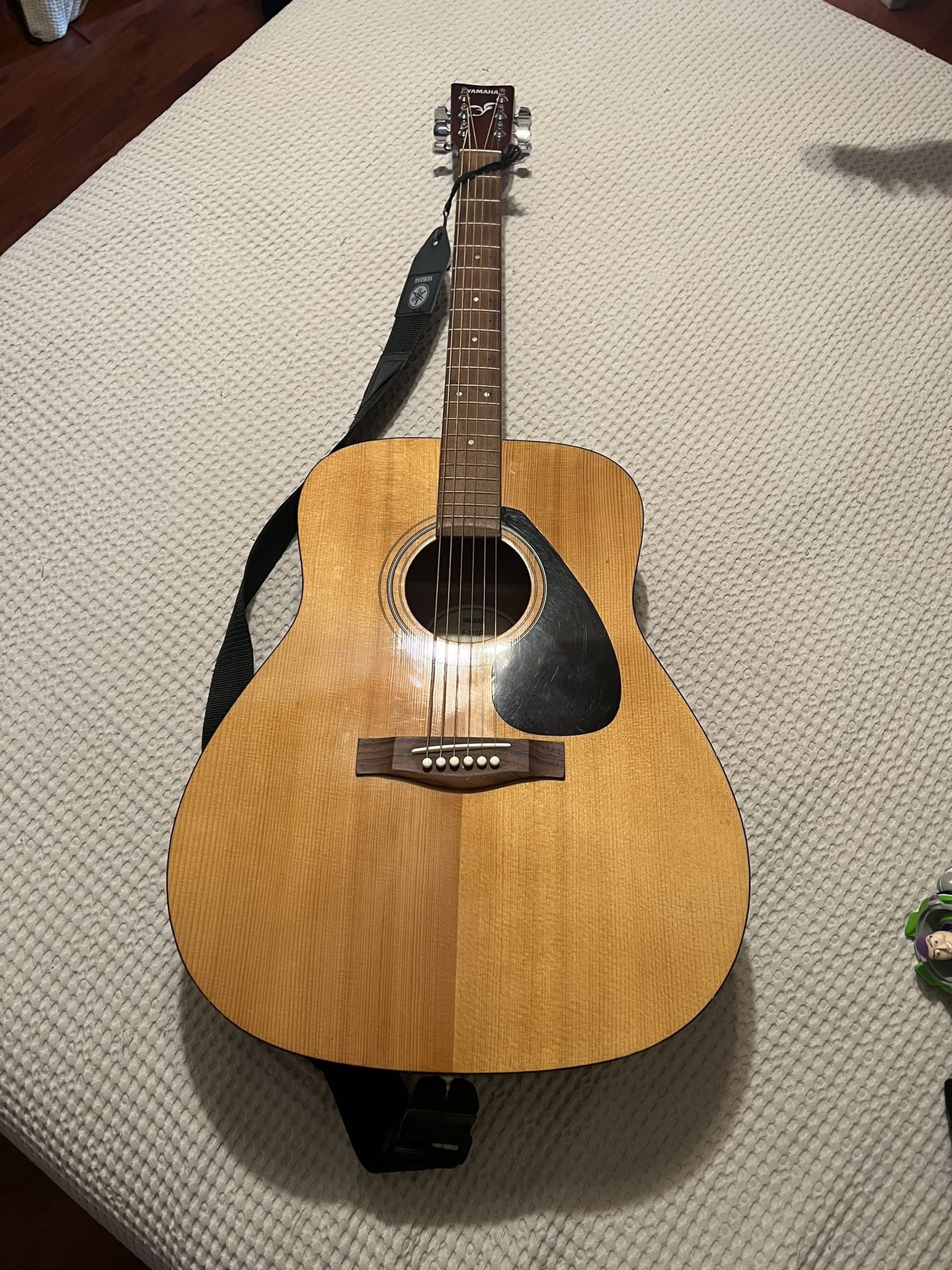 Yamaha F-310P Guitar