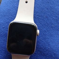 Apple watch se (2024)