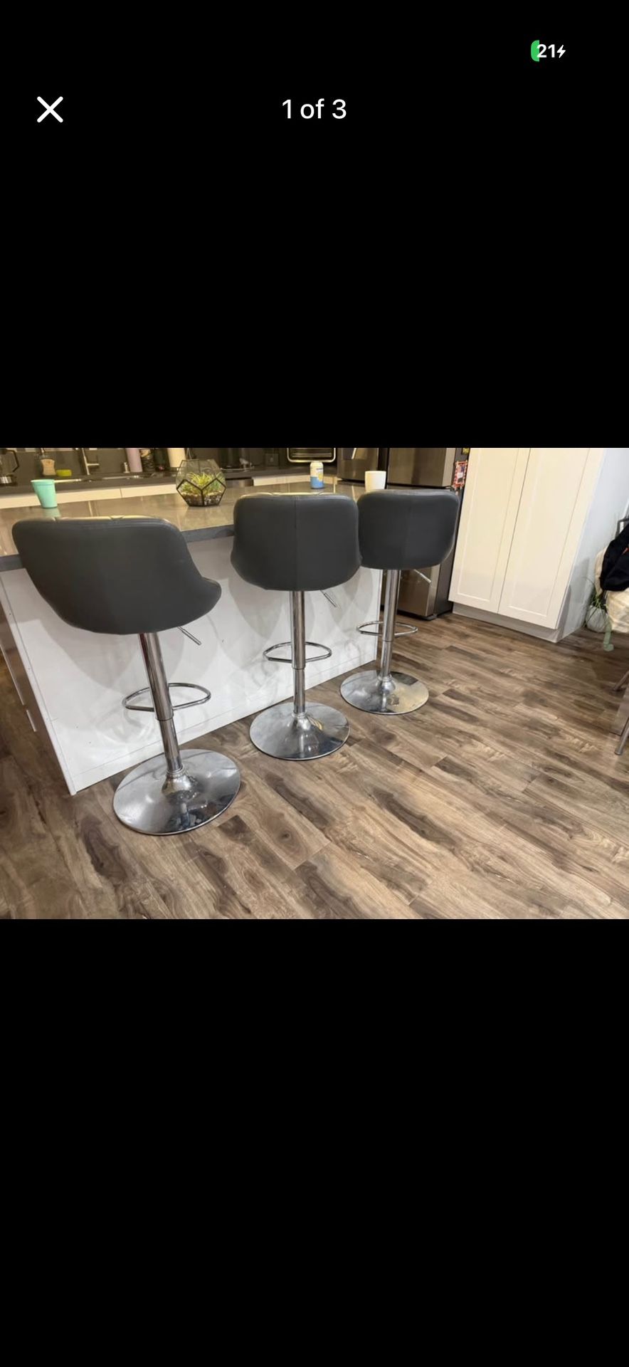 3 Bar Stools - Leather -3 Set 