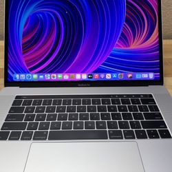 2016 15” MacBook Pro - 2.9 GHz i7 - 16GB - 1TB SSD