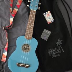 Ukuleles Hola Blue Soprano 