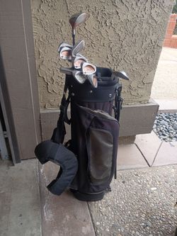 TAYLORMADE GOLF SET COMPLETE