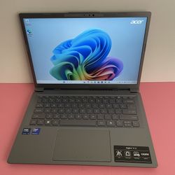 Acer Aspire 14” Touch screen Intel Ultra 5 16GB RAM 1TB SSD (2025 Model / Ai Copilot+) Great Laptop 