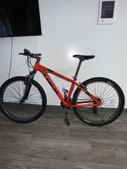 Trek Marlin Mountain Bike