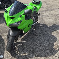 2005 KAWASAKI ZX636
