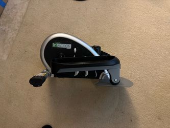 Stamina InMotion E1000 Compact Elliptical