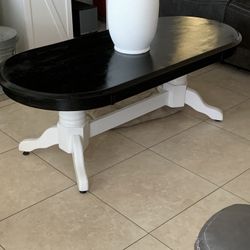 Farmhouse Coffee Table. Black And White. 
