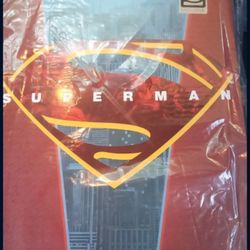 Hot Toys DC Batman V Superman Superman Exclusive Version