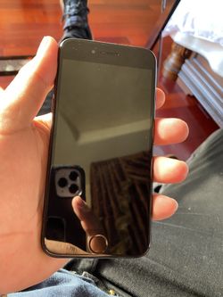 iPhone 7 128g at&t works like new