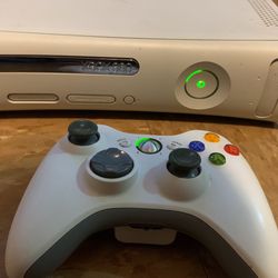 Xbox 360 Console Lot 40 Installed Games 3 Physical Games 