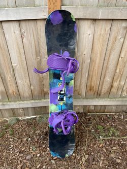 Women's Burton Genie 45 Snowboard With Bindings for Sale in Bellevue, WA - OfferUp Women's Burton Genie 45 Snowboard With Bindings for Sale in Bellevue, WA - OfferUp