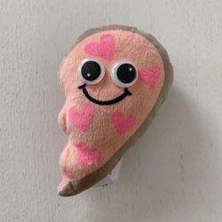 NWOT Stuffed Heart Pizza Slice