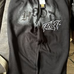 Graphic Hood Rich Black Sweatpants