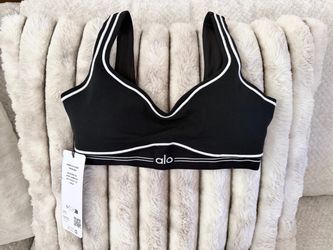 Alo Airbrush Heart Throb Sports Bra