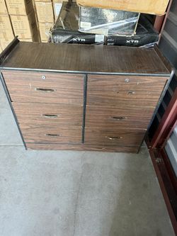 6 Drawer Wood Dresser