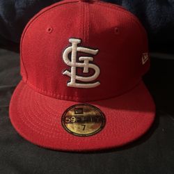 Size 7 fitted hat