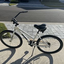 Jamis Boss Cruiser Bike White