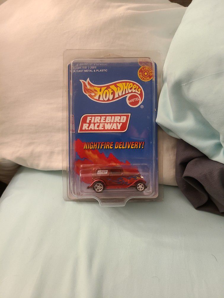 HOT WHEELS FIREBIRD RACEWAY NIGHTFIRE '32 FORD DELIVERY LIMITED EDITION 1996