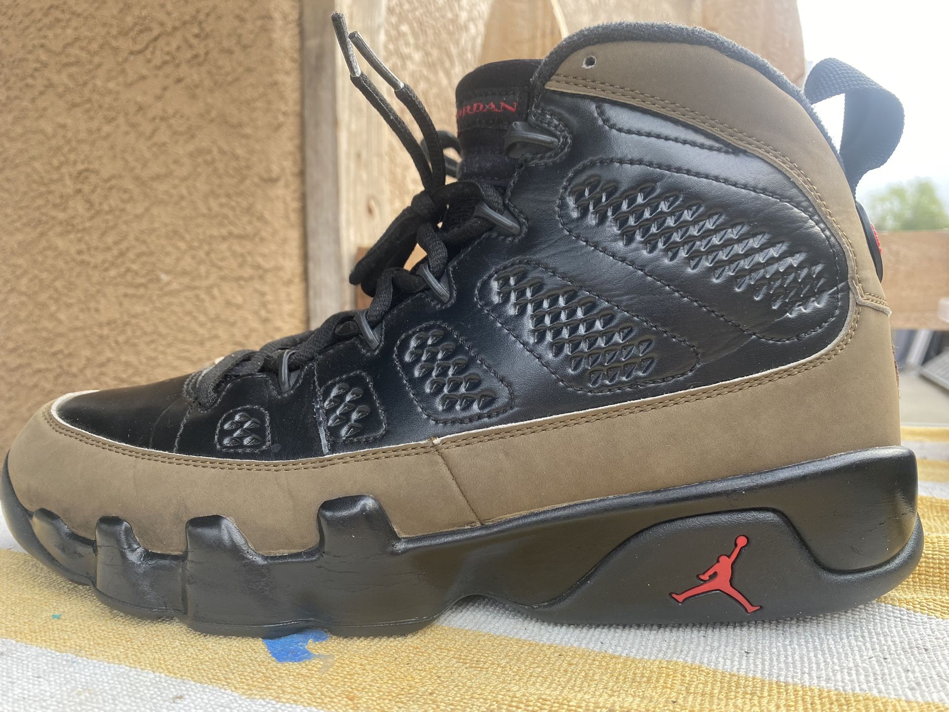 2012 Release “Olive” 9s Size 10 Mens