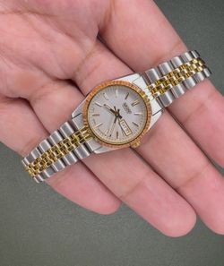 Vintage Ladies Seiko 7N83 S&G on Jubilee Bracelet