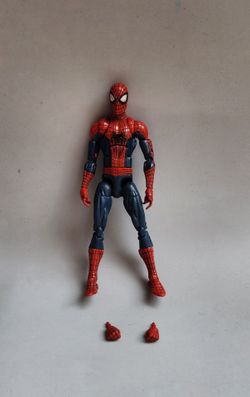 $10 - Marvel Legends Amazing Spider-Man  Figure