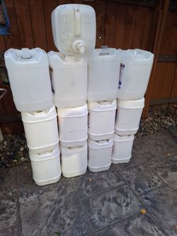 5-Gallon Plastic Containers,