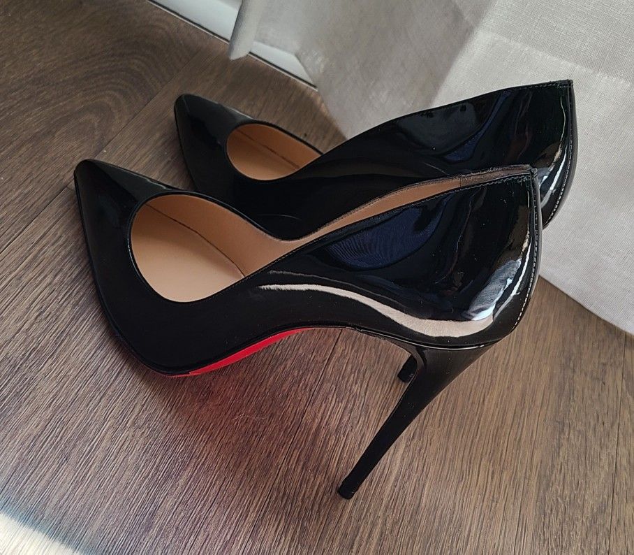 Christian Louboutin So Kate 120 mm Stiletto Heels Size 8