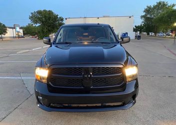 Dodge ram 2017  90 mil millas ande como nueva de mecanica esta excelente