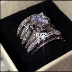New 18k White Gold Wedding Ring Set 