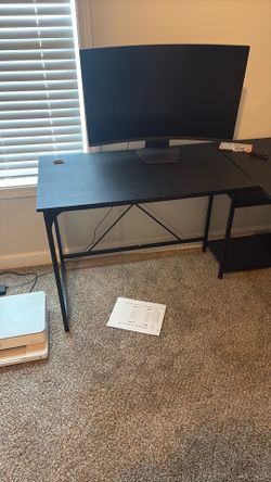 L desk