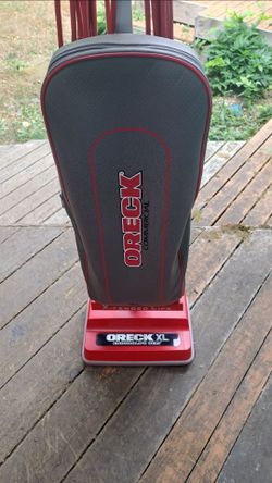 Oreck XL Red Vacuum Works Great!