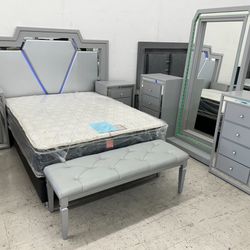 New Grey Bedroom Set (King/Queen/Full)