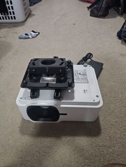 ViewSonic LS740HD