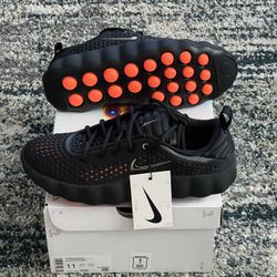 Nike Mind 002 (Size 9.5 Men’s / 11 Women’s)