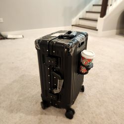 Travel Suitcase 