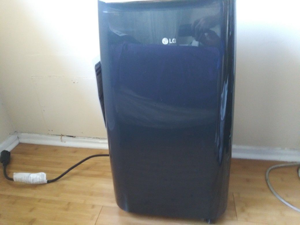 LG Ac air conditioner