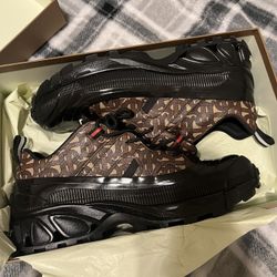 Burberry Shoes 