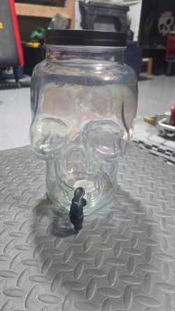 Glass skull beverage dispenser