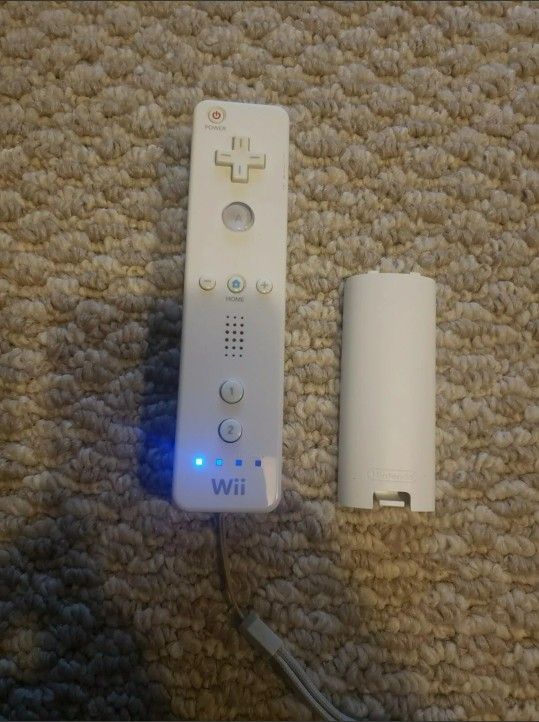 Official OEM Original Nintendo Wii & U Remote Wiimote Controller White RVL-003