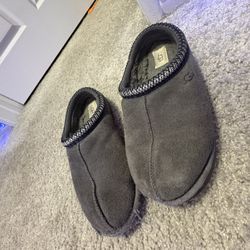 Grey Ugg Tasmans