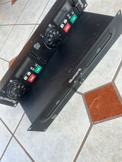 Numark Dual CD Player