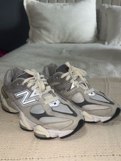 New Balance 9060 Sneakers