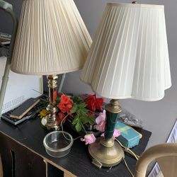 House Items $10 🎈🎈🎈house Stuff, Items, Kitchen Items, Furniture, Plates, Table, Movies, CD-R, Chairs, 