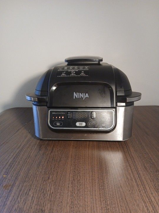 Ninja 
Foodi 4-in-1 Indoor Grill with 4 Qt. Air Fryer