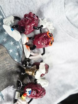4 California Raisins